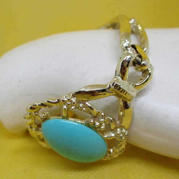 Vintage Faux Turquoise Gold Metal Bracelet Ornate Large Oval Lucite Cabochon - Picture 4 of 15